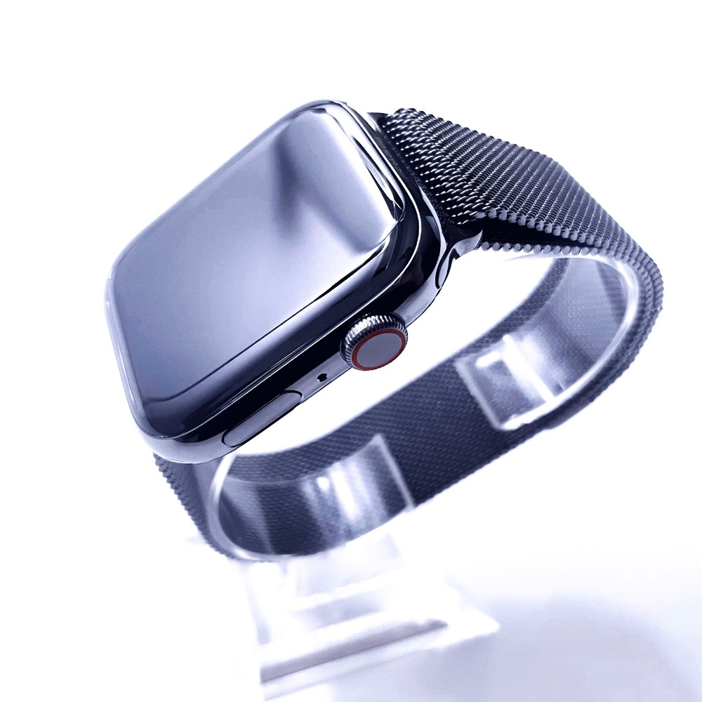 Apple Watch Series 8 GPS + Cellular, 41mm Graphite Stainless Steel,Milanese Loop